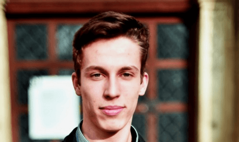 Matěj Ballaty, 17 let, Praha-  CoDělat – databáze sdružující mimoškolní aktivity
